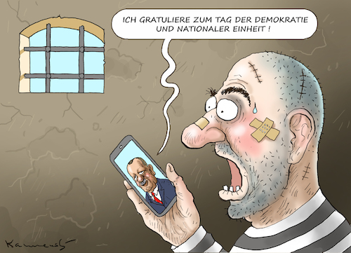 Cartoon: DER GÜTIGE PAPA ERDOWAHN (medium) by marian kamensky tagged jahrestag,de,putsches,erdogan,türkei,jahrestag,de,putsches,erdogan,türkei