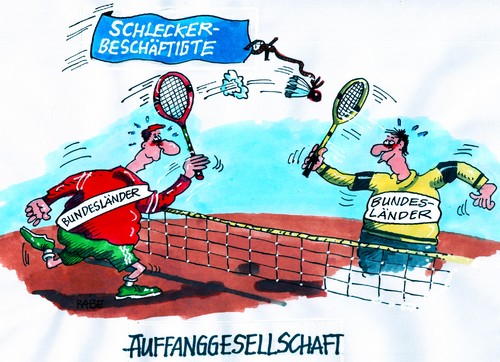 Cartoon: Auffanggesellschaft (medium) by RABE tagged schlecker,schleckerbeschäftigte,drogerie,drogeriekette,drogeriemärkte,verkäuferinnen,pleite,schliessung,bundesländer,bayern,seehofer,csu,anton,federball,tennis,tennisplatz,ballspieler,hickhack,auffanglösung,hängepartie,hilfe,stuttgart,finanzministerium,lösung,übergangslösung,tarifverhandlung,bürgschaft,transfergesellschaft,kündigung,job,arbeitsplätze,schlecker,schleckerbeschäftigte,drogerie,drogeriemärkte,verkäuferinnen,pleite,schliessung,bundesländer