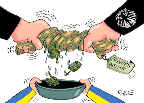 Cartoon: Ausgewrungenes (medium) by RABE tagged usa,biden,telefonat,putin,moskau,kreml,kremlchef,rabe,ralf,böhme,cartoon,karikatur,pressezeichnung,farbcartoon,tagescartoon,ukraine,ukrainekrise,nato,telefonleitung,gipfel,ukrainegipfel,macron,ukrainekrieg,waffenlieferungen,waffen,deutschland,bundesregierung,bundeswehr,panzer,gepard,wäsche,ausgewrungenes,fdp,strack,zimmermann,bundeswehrbeauftragte,kampfpanzer,usa,biden,telefonat,putin,moskau,kreml,kremlchef,rabe,ralf,böhme,cartoon,karikatur,pressezeichnung,farbcartoon,tagescartoon,ukraine,ukrainekrise,nato,telefonleitung,gipfel,ukrainegipfel,macron,ukrainekrieg,waffenlieferungen,waffen,deutschland,bundesregierung,bundeswehr,panzer,gepard,wäsche,ausgewrungenes,fdp,strack,zimmermann,bundeswehrbeauftragte,kampfpanzer