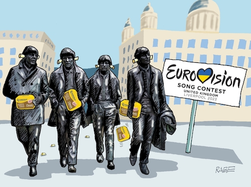 Cartoon: Hello Goodbye (medium) by RABE tagged songcontest,esc,liverpool,ukraine,schlagerwettstreit,rabe,ralf,böhme,cartoon,karikatur,pressezeichnung,farbcartoon,tagescartoon,beatles,ohropax,gehörschutzwatte,ohrenstöpsel,statuen,denkmal,beatlesstatuen,beatlesdenkmal,songcontest,esc,liverpool,ukraine,schlagerwettstreit,rabe,ralf,böhme,cartoon,karikatur,pressezeichnung,farbcartoon,tagescartoon,beatles,ohropax,gehörschutzwatte,ohrenstöpsel,statuen,denkmal,beatlesstatuen,beatlesdenkmal