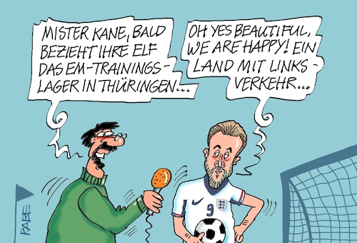 Cartoon: Kane trainiert (medium) by RABE tagged fußball,fussball,bundesliga,meistertitel,fußballer,bayern,münchen,bayer,leverkusen,rabe,ralf,böhme,cartoon,karikatur,pressezeichnung,frabcartoon,tagescartoon,schild,meister,schuß,ecke,eckball,sport,em,europameisterschaft,kane,england,nationalelf,thüringen,trainingslager,golfplatz,blankenhain,inks,linksverkehr,fußball,fussball,bundesliga,meistertitel,fußballer,bayern,münchen,bayer,leverkusen,rabe,ralf,böhme,cartoon,karikatur,pressezeichnung,frabcartoon,tagescartoon,schild,meister,schuß,ecke,eckball,sport,em,europameisterschaft,kane,england,nationalelf,thüringen,trainingslager,golfplatz,blankenhain,inks,linksverkehr