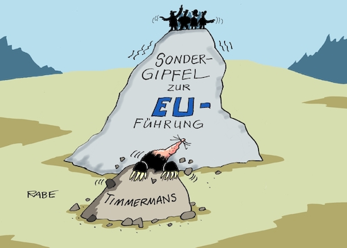 Cartoon: Kommissionspräsident EU (medium) by RABE tagged europawahl,mai,brüssel,eu,rabe,ralf,böhme,cartoon,karikatur,pressezeichnung,farbcartoon,tagescartoon,pkw,maut,eugh,urteil,verkehrsminister,scheuer,csu,prestigeprojekt,eroller,timmermans,weber,kommissionspräsident,juncker,sondergipfel,personalpaket,spitzenposten,europawahl,mai,brüssel,eu,rabe,ralf,böhme,cartoon,karikatur,pressezeichnung,farbcartoon,tagescartoon,pkw,maut,eugh,urteil,verkehrsminister,scheuer,csu,prestigeprojekt,eroller,timmermans,weber,kommissionspräsident,juncker,sondergipfel,personalpaket,spitzenposten