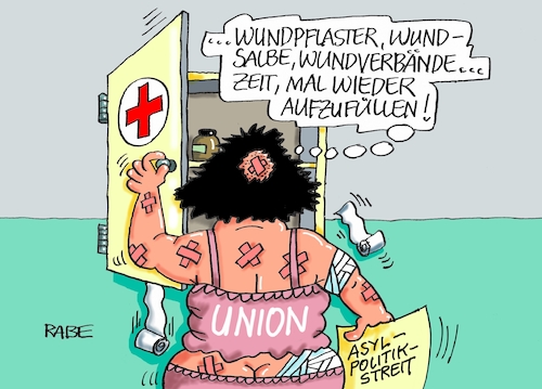 Cartoon: Unionsstreit (medium) by RABE tagged merkel,kanzlerin,bundestag,befragung,fragestunde,rede,antwort,parteien,abgeordnete,rabe,ralf,böhme,cartoon,karikatur,pressezeichnung,farbcartoon,tagescartoon,union,unionsstreit,schwesterparteien,sanikasten,pflaster,wunden,asylstreit,flüchtlingskrise,horts,seehofer,grenzen,einreisepapiere,merkel,kanzlerin,bundestag,befragung,fragestunde,rede,antwort,parteien,abgeordnete,rabe,ralf,böhme,cartoon,karikatur,pressezeichnung,farbcartoon,tagescartoon,union,unionsstreit,schwesterparteien,sanikasten,pflaster,wunden,asylstreit,flüchtlingskrise,horts,seehofer,grenzen,einreisepapiere