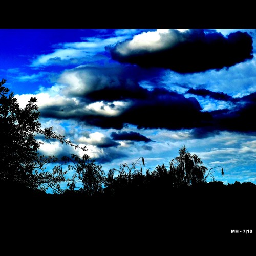 Cartoon: MH - The German Clouds II (medium) by MoArt Rotterdam tagged duitsewolken,germanclouds,herzogenrath,lookingup,kijkomhoog,sky,lucht,wolken,bomen,tree