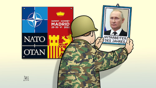 Cartoon: NATO-Mitarbeiter (medium) by Harm Bengen tagged nato,osterweiterung,norderweiterung,aufrüstung,bild,putin,mitarbeiter,des,jahres,gipfel,madrid,krieg,ukraine,russland,harm,bengen,cartoon,karikatur,nato,osterweiterung,norderweiterung,aufrüstung,bild,putin,mitarbeiter,des,jahres,gipfel,madrid,krieg,ukraine,russland,harm,bengen,cartoon,karikatur