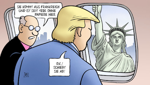 Cartoon: Trump-Abschiebungen (medium) by Harm Bengen tagged trump,ausweisungen,frankreich,freiheitsstaue,1886,ohne,papiere,liberty,abschiebungen,harm,bengen,cartoon,karikatur,trump,ausweisungen,frankreich,freiheitsstaue,1886,ohne,papiere,liberty,abschiebungen,harm,bengen,cartoon,karikatur