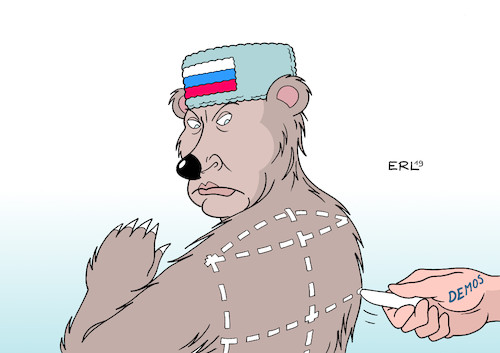 Cartoon: Das Fell des Bären (medium) by Erl tagged politik,russland,moskau,demonstrationen,präsident,wladimir,putin,gelenkte,demokratie,verhaftung,ausschluss,gegenkandidaten,wahlen,kommunalwahlen,bär,fell,verteilung,karikatur,erl,politik,russland,moskau,demonstrationen,präsident,wladimir,putin,gelenkte,demokratie,verhaftung,ausschluss,gegenkandidaten,wahlen,kommunalwahlen,bär,fell,verteilung,karikatur,erl