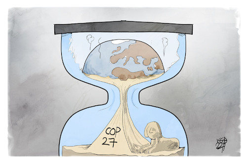 Cartoon: COP27 (medium) by Kostas Koufogiorgos tagged karikatur,koufogiorgos,cop27,ägypten,sanduhr,sand,pyramide,klima,erde,sphinx,karikatur,koufogiorgos,cop27,ägypten,sanduhr,sand,pyramide,klima,erde,sphinx