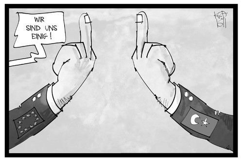 Cartoon: Türkei-EU (medium) by Kostas Koufogiorgos tagged karikatur,koufogiorgos,illustration,cartoon,tuerkei,eu,europa,europäische,union,stinkefinger,einigung,beitrittsverhandlung,diplomatie,politik,karikatur,koufogiorgos,illustration,cartoon,tuerkei,eu,europa,europäische,union,stinkefinger,einigung,beitrittsverhandlung,diplomatie,politik